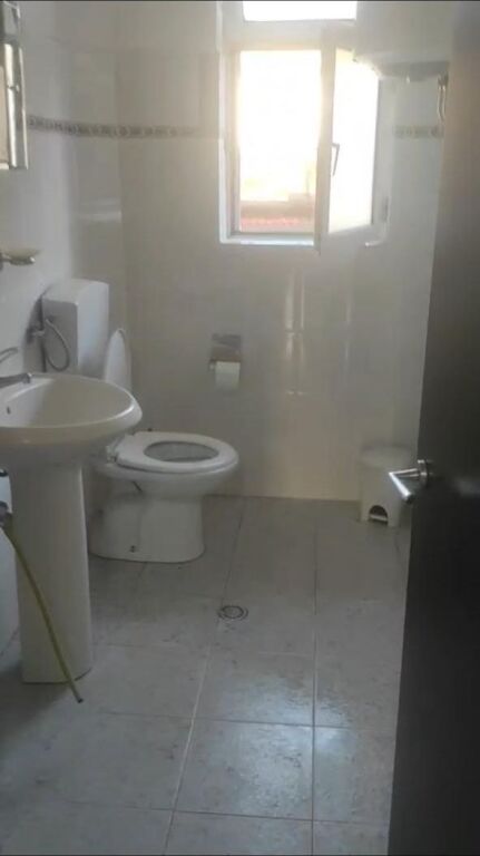 Affitto | Apartament 1 + 1 | Xhamlliku | 350 €/mese