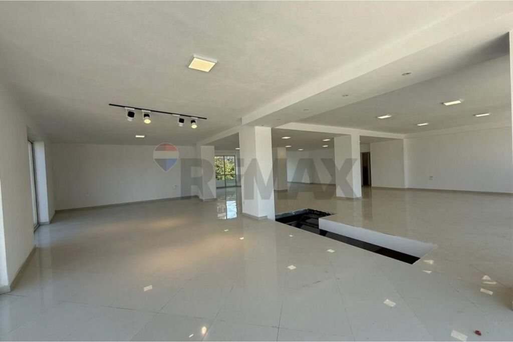 Shop - For Rent - Jordan Misja Street, Tirana