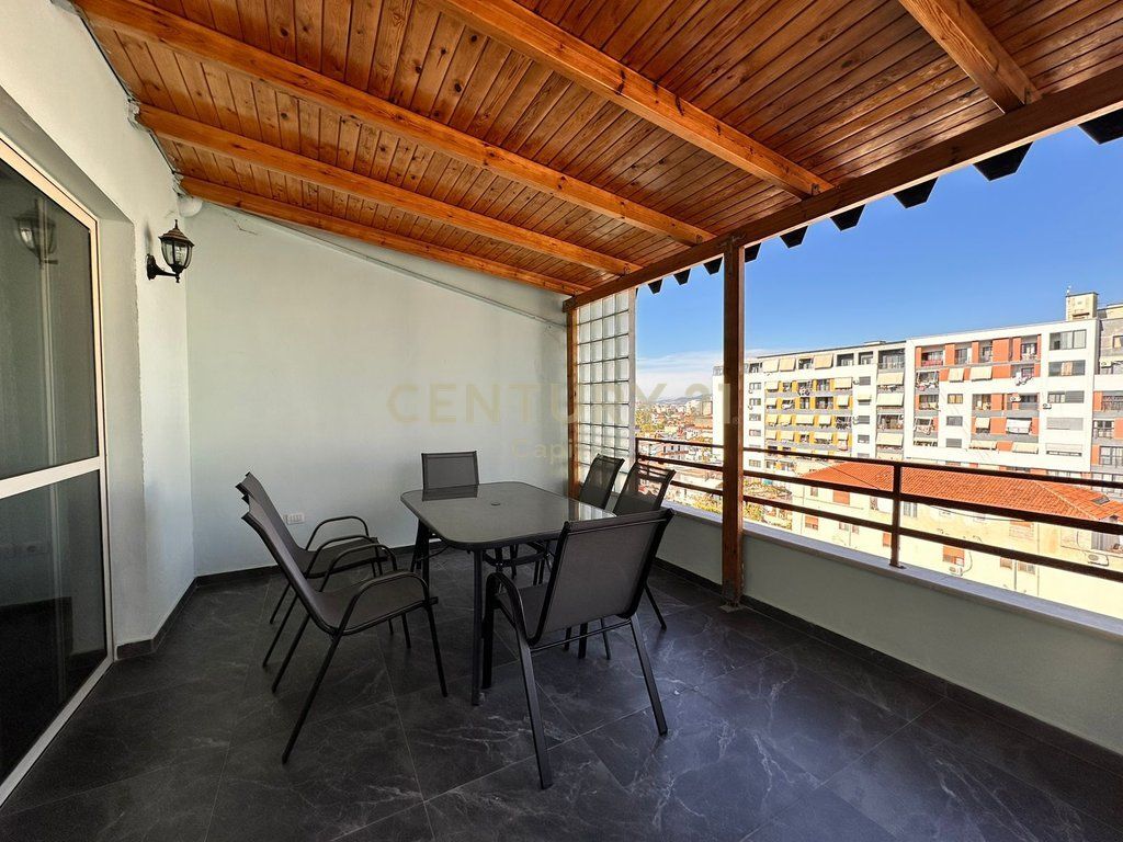 Appartamento 2+1 in vendita ad Astir