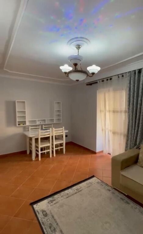 Appartamento in affitto 1+1- 📍Moschea Tabakeve, viale Bajram Curri- 500 mila lek