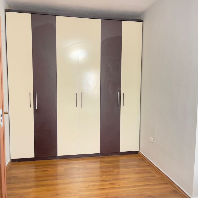 1+1,floor 8 elevator,former profarma berryl,500 thousand leke