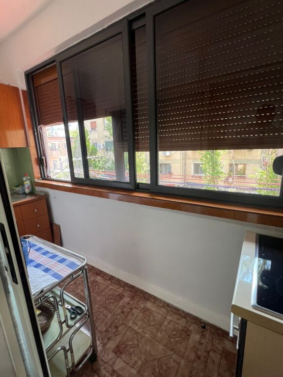 Affittasi 1+1  VIA NDRE MJEDA  PARCO 42.000 leke