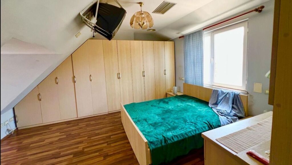 4+1, at kodra e diellit 1, price 280 thousand euro