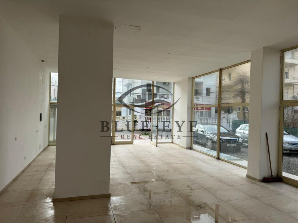 Business premises 1+1 For Rent in Plazh Hekurudha, Durrës!