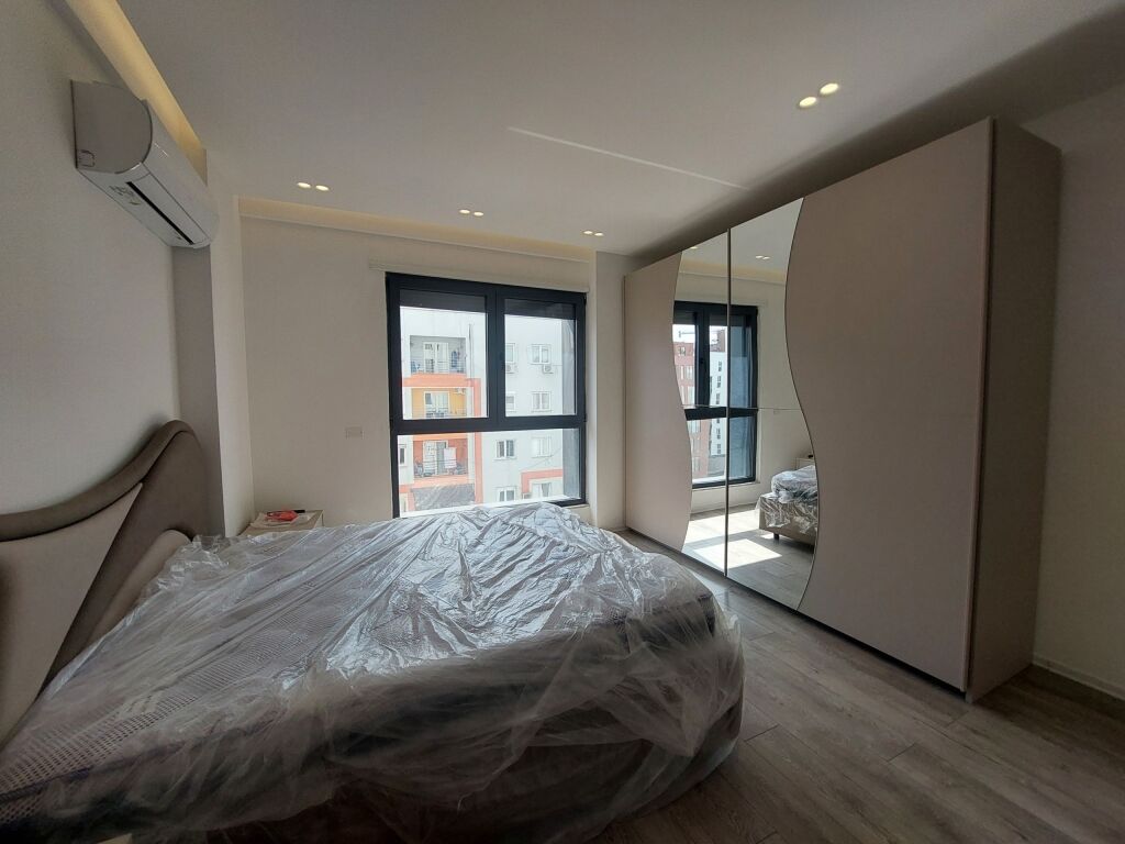 Rent | Apartament 2 + 1 | Bulevardi i Ri | 700 €/month