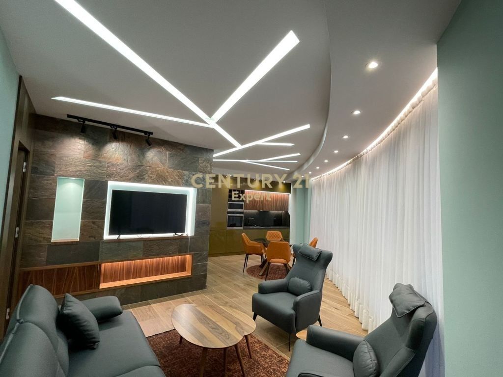 SHESIM APARTAMET 2+1+2 ME POST PARKIMI PRANE XIBRAKUT!!