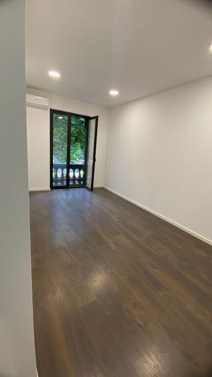 BUSINESS PREMISES FOR RENT – BLLOK, SAMI FRASHËRI STREET