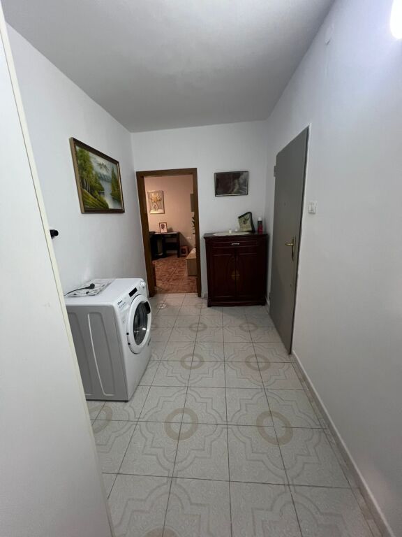 Affittasi 1+1  VIA NDRE MJEDA  PARCO 42.000 leke