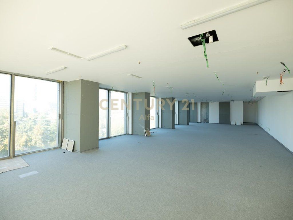 UFFICIO IN AFFITTO PRESSO DOWNTOWN ONE TIRANA!