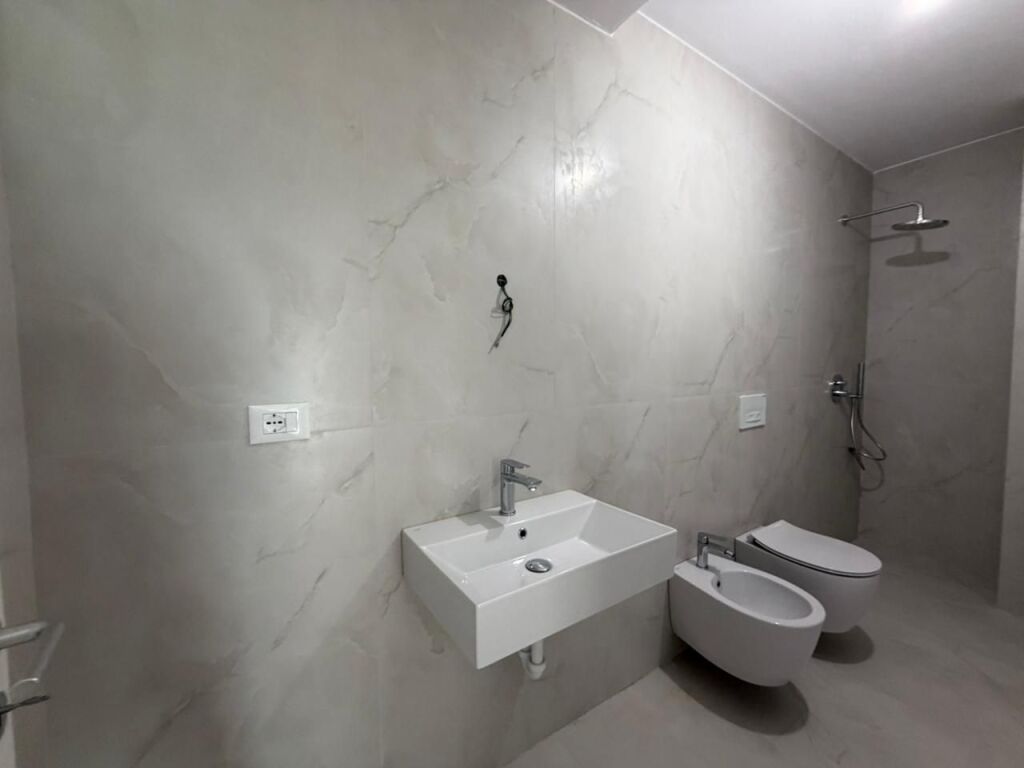 Vile 3 Kateshe per shitje  tek Aba Residence ne Sauk.