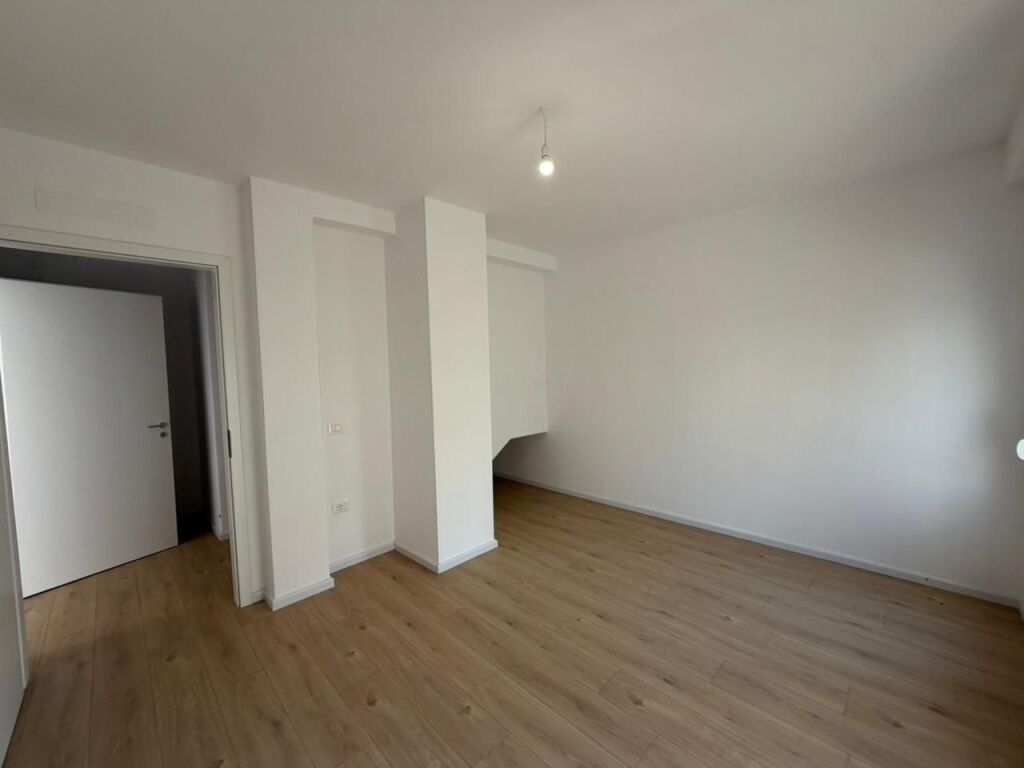 Vile 3 Kateshe per shitje  tek Aba Residence ne Sauk.