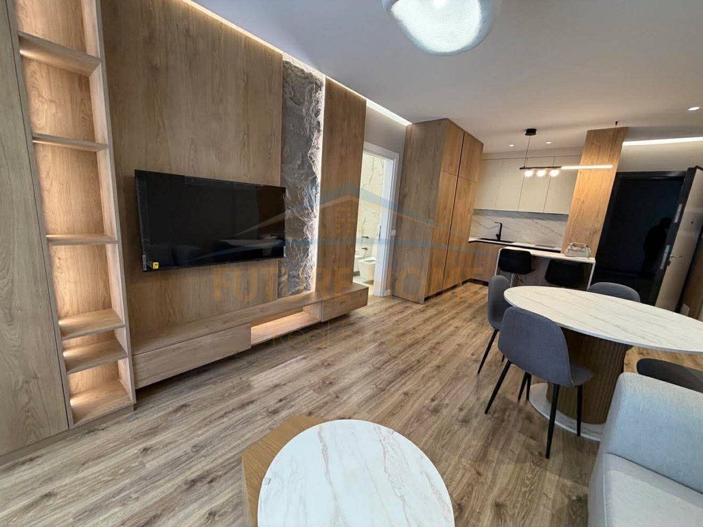 Rent, Apartment 1+1, Complex E88, Laprakë