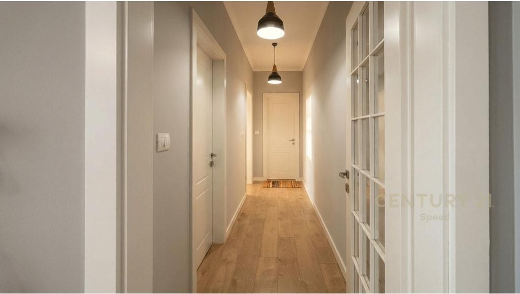 APARTAMENT 2+1 ME QIRA TEK KOMUNA E PARISIT