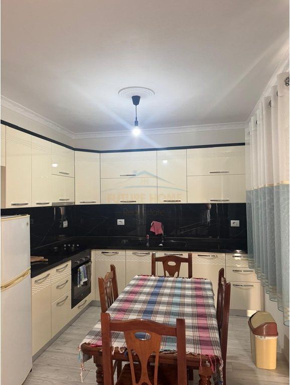 Affitto, Appartamento 3+1+2, Fresk, Tirana