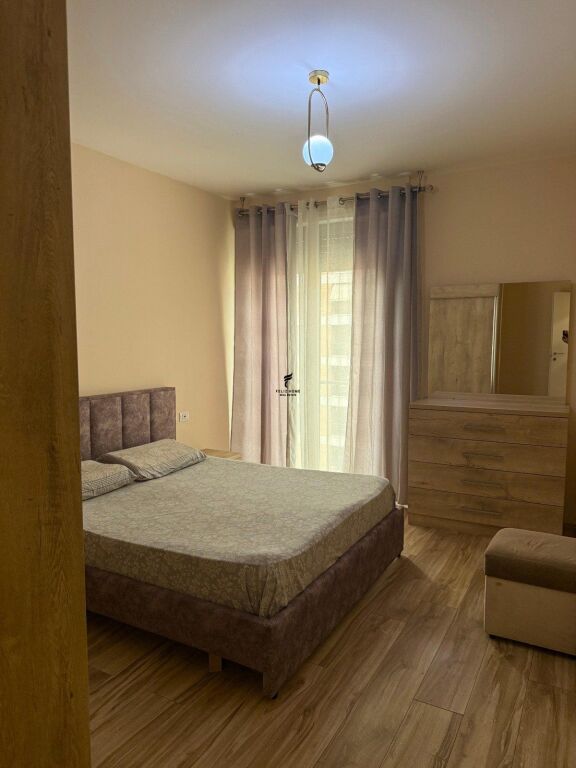 APARTAMENT ME QERA 2+1+2 DON BOSKO 750 EURO FH-80645