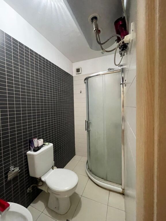 In affitto Appartamento 2+1, via Pjeter Budi (Città Studentesca) Complesso Ana 550 mila lek vecchi