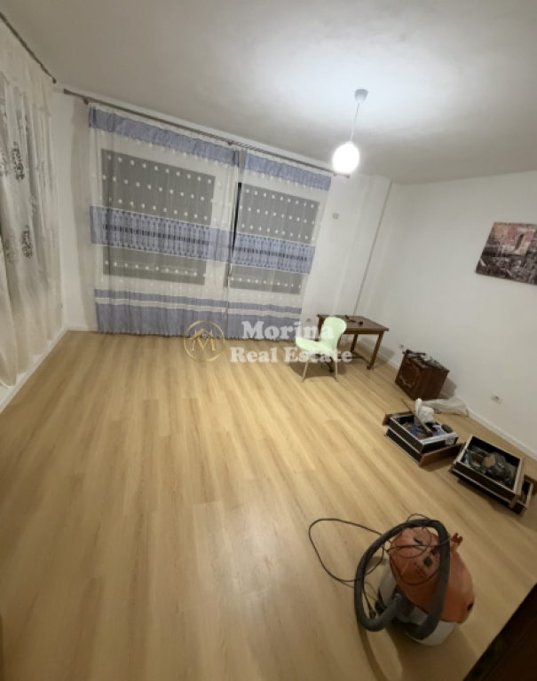 Rent | Shtëpi private 2 + 1 | Babrru | 300 €/month
