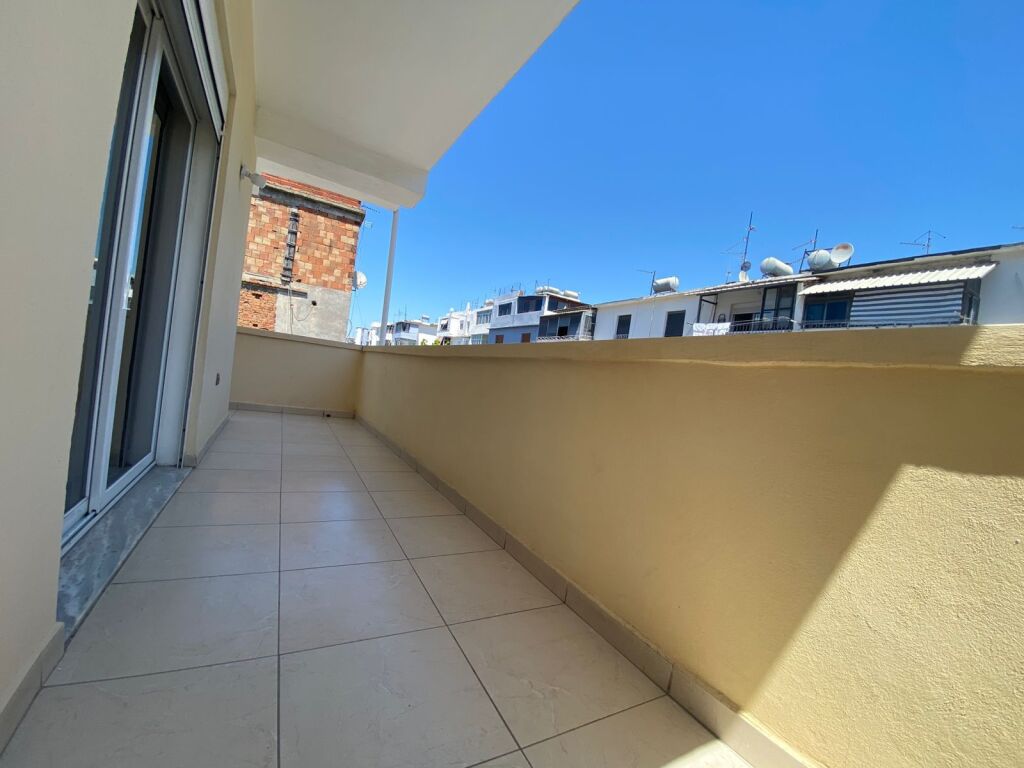 AFFITTO APPARTAMENTO 2+1+2  MARKATA DURRES 400 EURO/MESI
