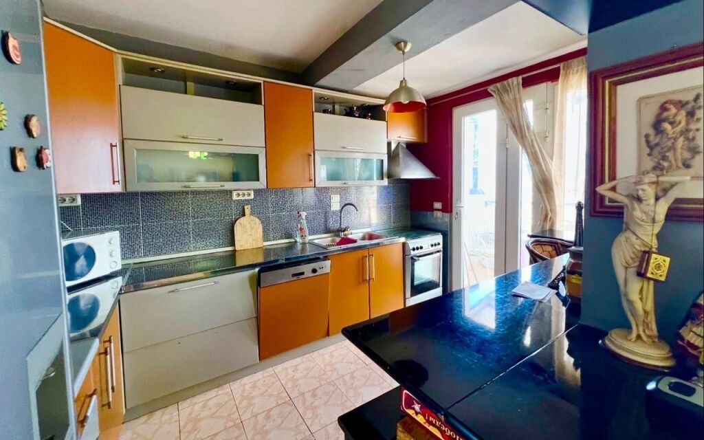 4+1, at kodra e diellit 1, price 280 thousand euro