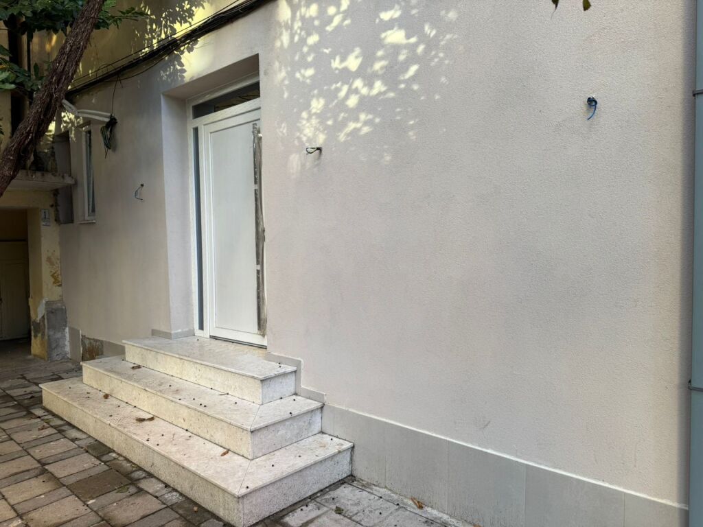 PREMISES FOR RENT 73 M2 ELBASAN ROAD 1500 EURO