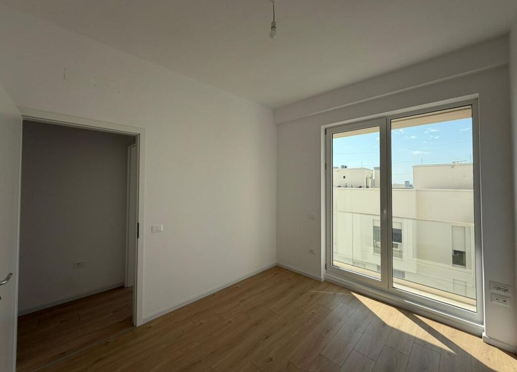 Vile 3 Kateshe per shitje  tek Aba Residence ne Sauk.