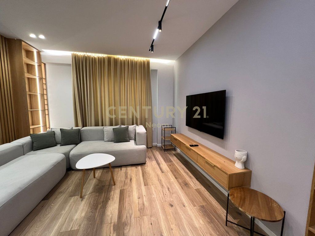 1+1 Apartment for rent in Liqeni i Thate – FZ Complex
