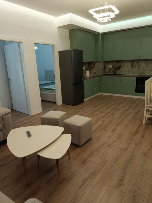 Jepet me qera apartament 2+1 e pabanuar më parë, në Sauk
