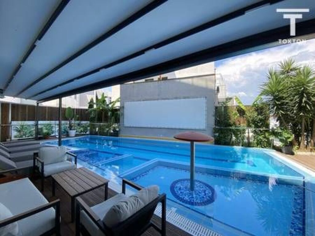 SHITET, APARTAMENT LUX + PISHINË, KOPSHTI BOTANIK, TIRANË