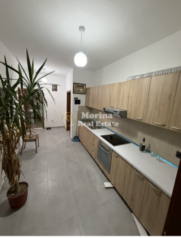 Rent | Shtëpi private 2 + 1 | Babrru | 300 €/month