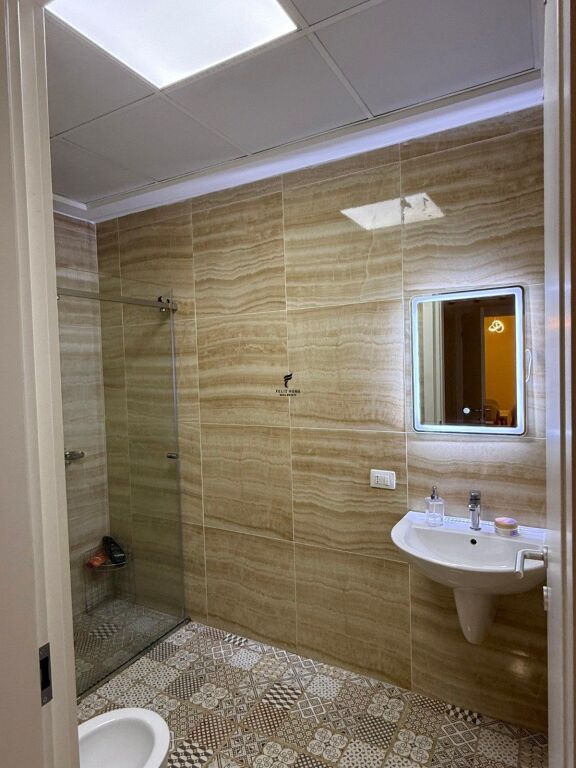 APARTAMENT ME QERA 2+1+2 DON BOSKO 750 EURO FH-80645