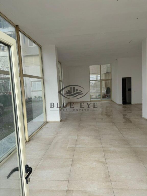 Business premises 1+1 For Rent in Plazh Hekurudha, Durrës!