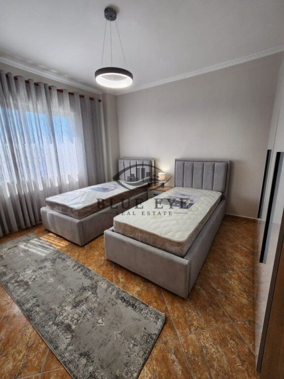 Apartament 2+1 në shitje, Durrës!