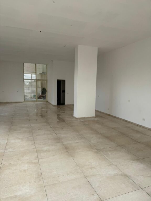Business premises 1+1 For Rent in Plazh Hekurudha, Durrës!