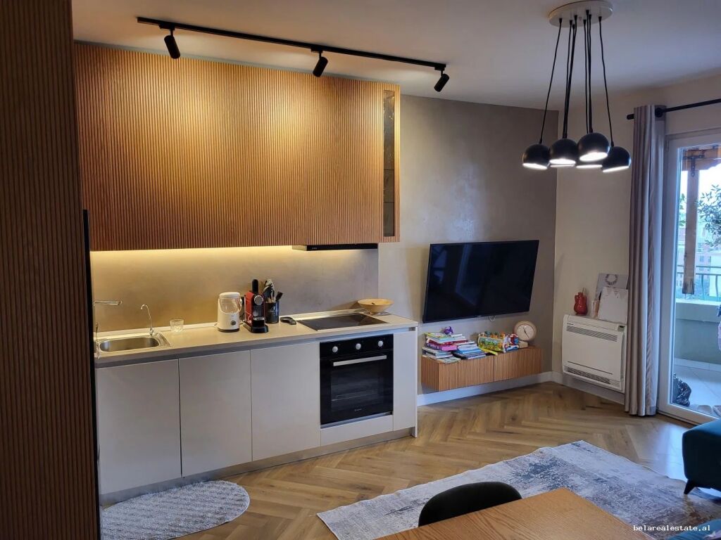 Apartament Per Shitje 1+1 Tek Tregu Elektrik (ID B110601) Tirane