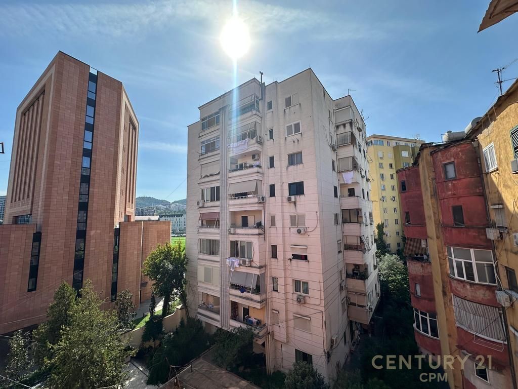 VICINO A VIA KOSOVAREV, APPARTAMENTO IN AFFITTO 2+1+2