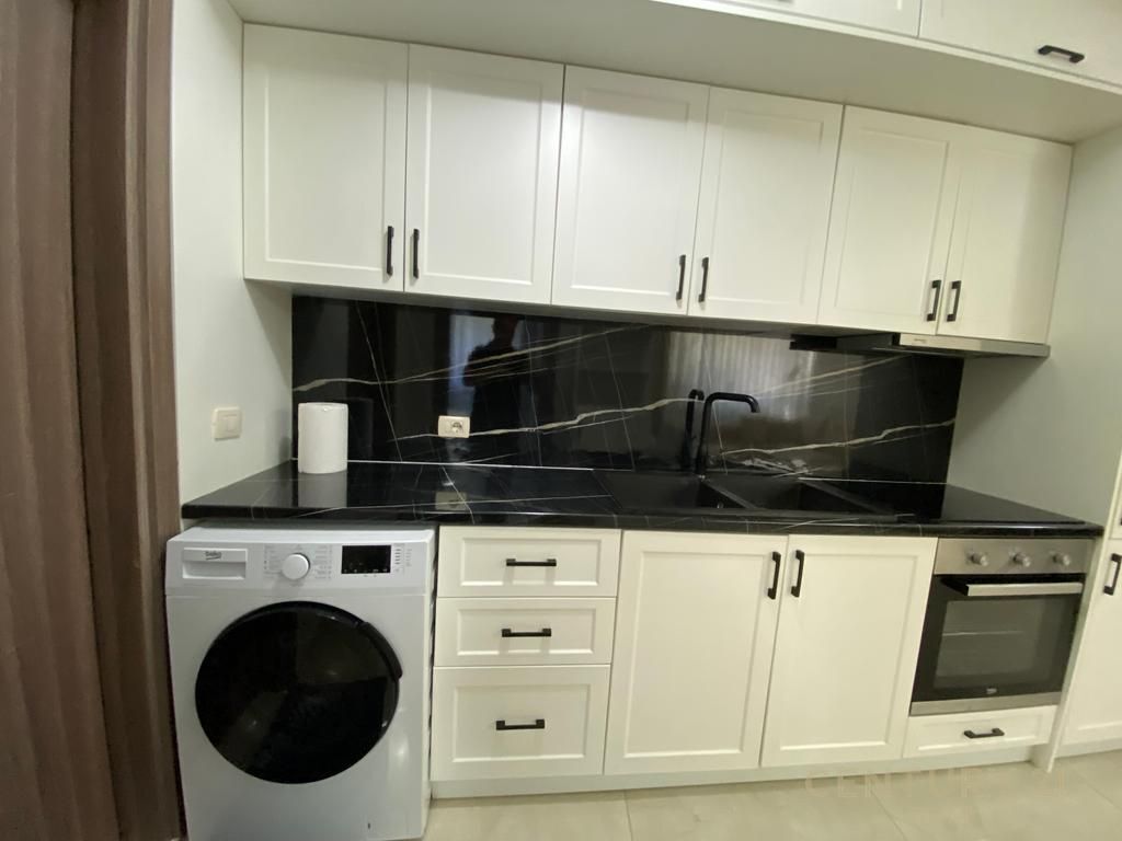 NEAR THE BOTANICAL GARDEN MOSQUE APARTMENT 1+1 FOR RENT