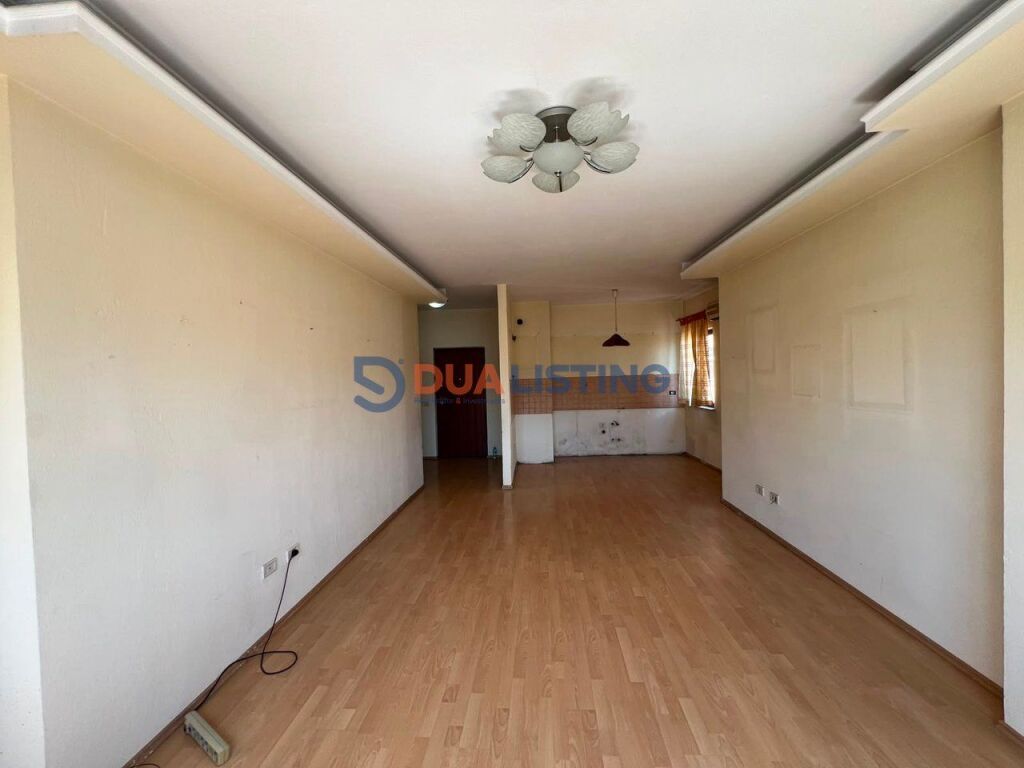 Apartament 1+1 me Qira në Rrugën e Kosovarëve