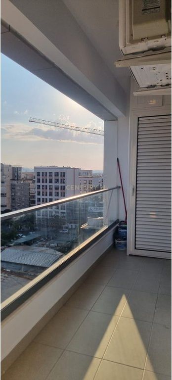 Jepet apartament me qira 1+1+parkim perball universitetit UET!