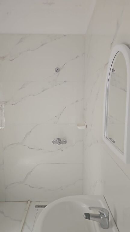 Rent | Vilë 2 + 1 | Laprakë | 390 €/month