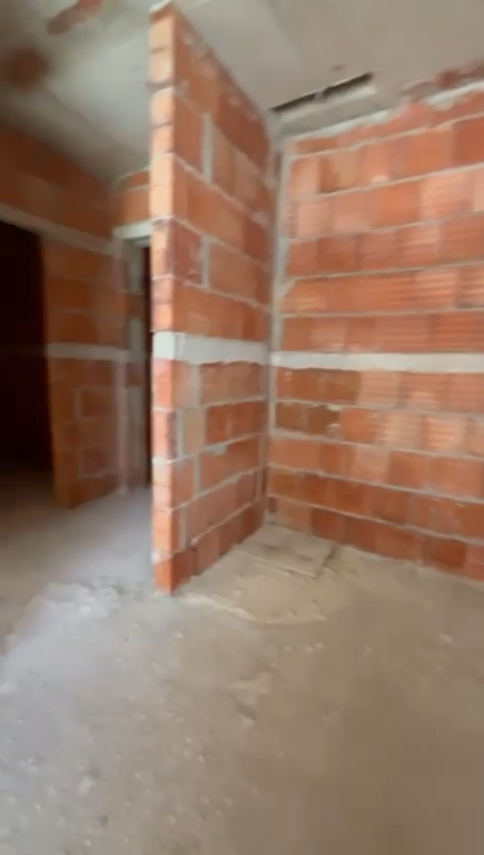 Apartament 1+1 per shitje Ring Side Paskuqan !