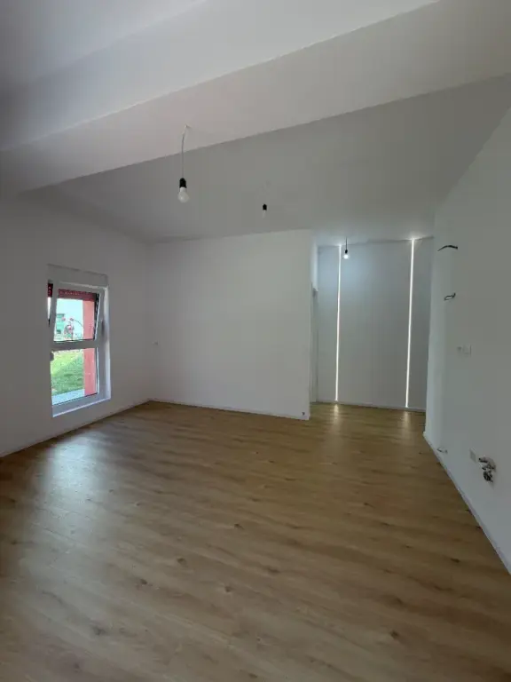 Qera | Apartament 1 + 1 | Ali Demi | 400 €/muaj