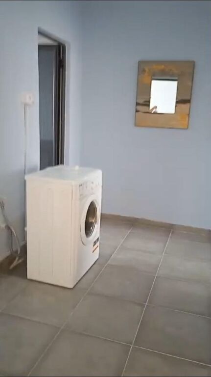 Sale | Apartament 1 + 1 Spitali Ushtarak | Laprakë | 90000 €