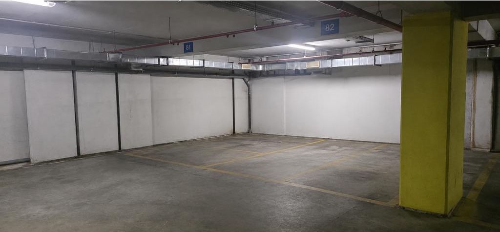 GARDA E REPUBLIKËS – APARTAMENT PREMIUM 2+1+2 ME VERANDË DHE POST PARKIMI PËR QIRA!