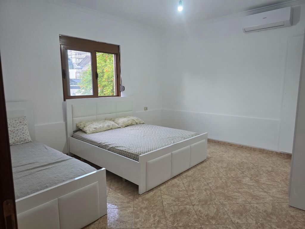 APPARTAMENTO 1+1. 450 EURO.VILLE AMERICANE