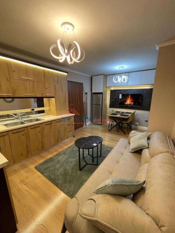 Apartamenti 2+1 me qera Rruga Irfan Tomini ne Tirane