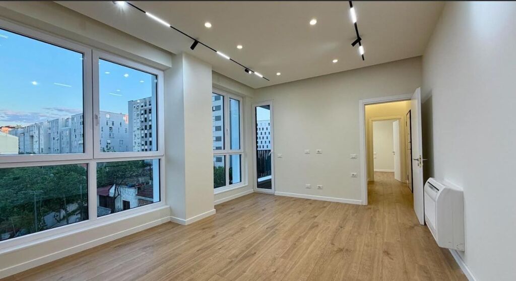 Affitto | Ambjent Biznesi | Komuna e Parisit | 1000 €/mese