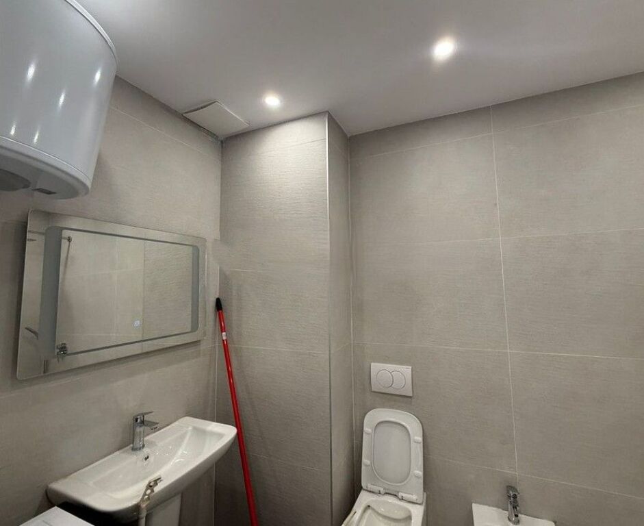 APARTAMENT 2+1+2 NE QIRA, BULEVARDI I RI, TIRANE!