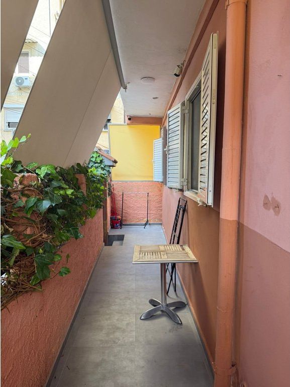 APARTAMENT 2+1+2 ME QIRA PRANE MATERNITETIT TE RI !
