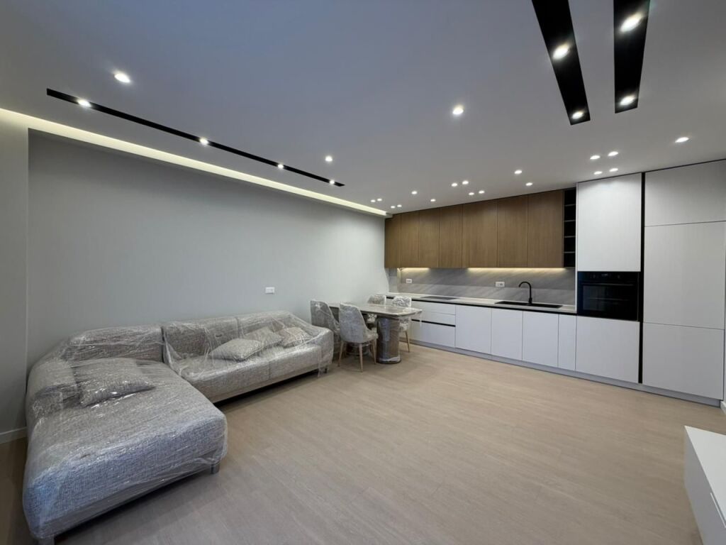 Apartament 2+1+Parking per qira tek Rruga Jordan Misja.