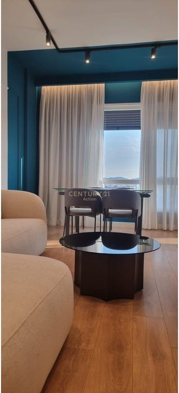 Jepet apartament me qira 1+1+parkim perball universitetit UET!